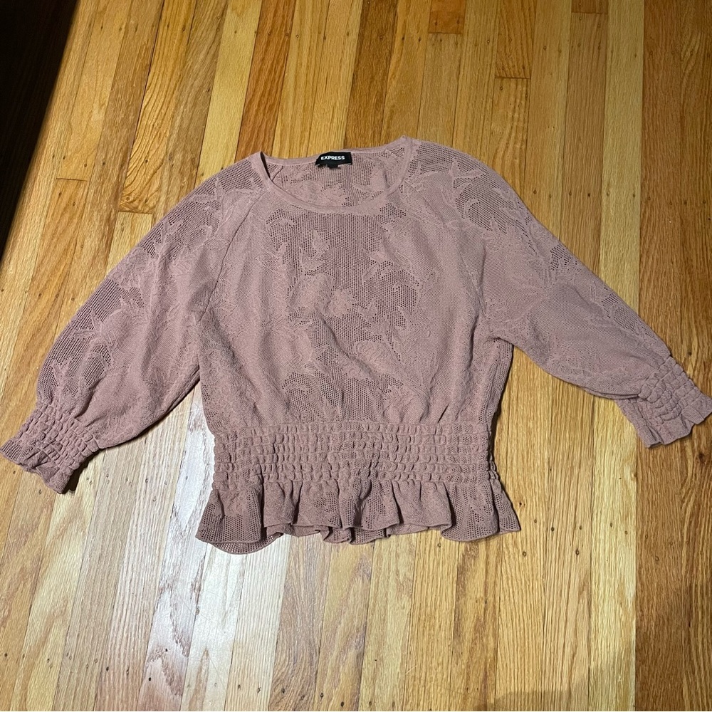 Feminine pink sweater